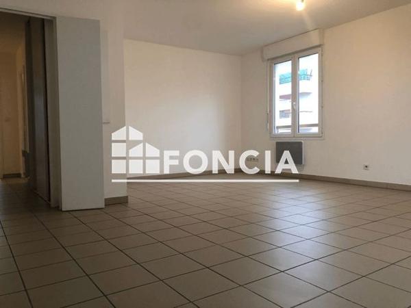 Location Appartement 5 pièces 102.7 m² - 2 RUE CHARLES CABROLIER Beziers 34500