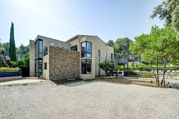 Vente Maison de luxe Aix-en-Provence 7 Pièces 250 m²