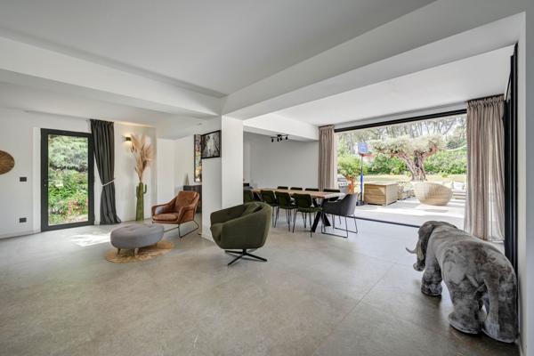 Vente Maison de luxe Aix-en-Provence 7 Pièces 250 m²