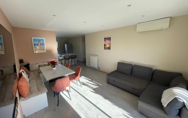 Appartement à vendre    4 pièces • 82 m2 La Seyne-sur-Mer