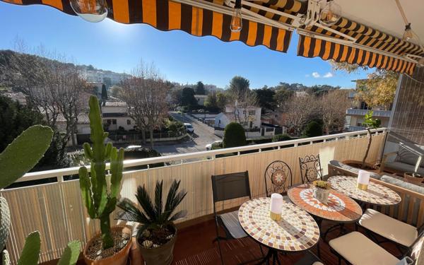 Appartement à vendre    4 pièces • 82 m2 La Seyne-sur-Mer