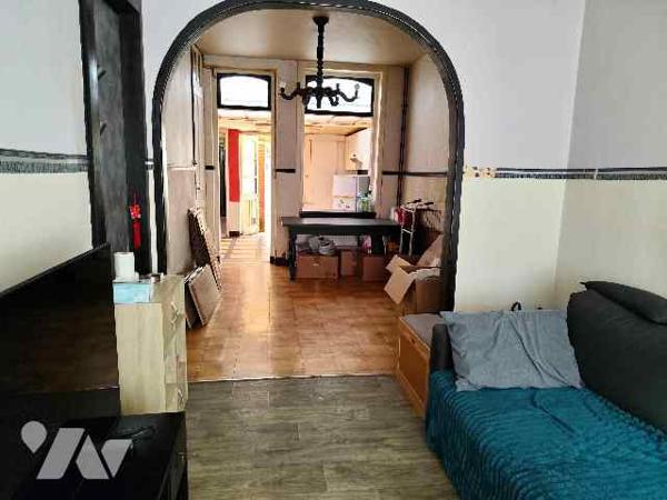 Maison de ville-1930 de 4 pièces-81 m2 + extérieur