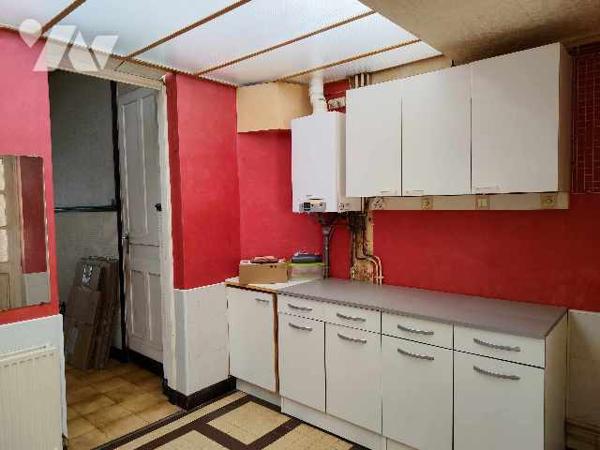 Maison de ville-1930 de 4 pièces-81 m2 + extérieur