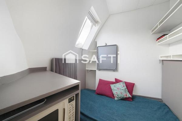 STUDETTE AUX ABBESSES