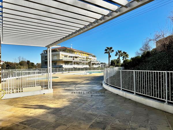 Antibes (06600) ANTIBES 3 PIECES GRANDE TERRASSE GARAGE ET PARKING PISCINE