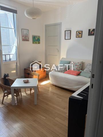 appartement soigné avec terrasse au centre ville