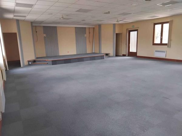 Local 162m² + parcelle de terrain constructible à usage professionnel