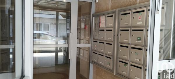 Studio 1 pièce de 24 m² à Les Lilas (93260)