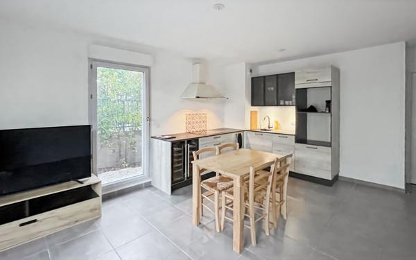 Appartement à vendre    3 pièces • 57,37 m2 Antibes