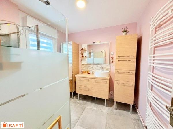 Semi plain-pied coup de cœur – Aucun travaux à prévoir – Jardin exposé plein sud– Garage