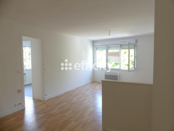 Appartement
         3 pièces
        - 71 m² 164 300 € *