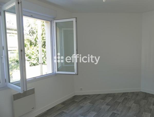 Appartement
         3 pièces
        - 71 m² 164 300 € *