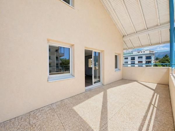 Appartement dans Chambéry