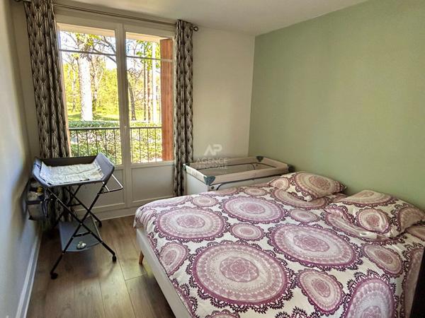 Appartement Maisons Laffitte 3 pièce(s) - Parc parfait état - 2 chambres €390 000 ** - Référence 4673