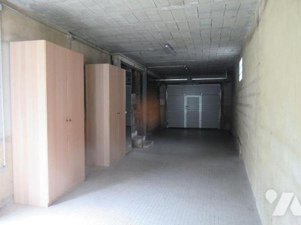 A Vendre à Sainte Savine idéalement situé proche des commerces. A découvrir cette maison en bri...