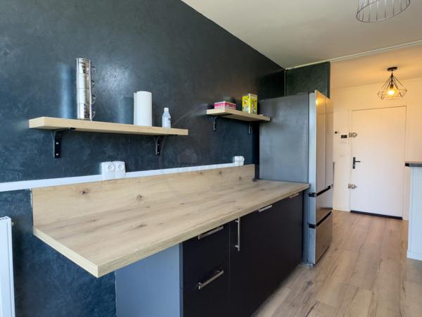 Appartement 3 chambres de 97m2 avec balcon et cave