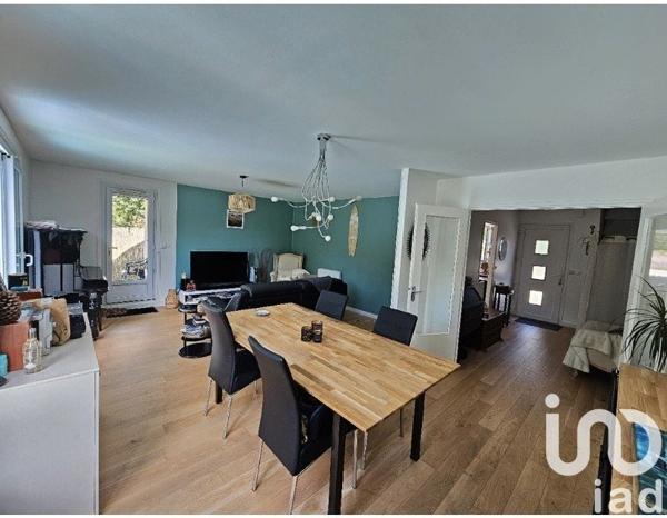 Maison de ville 8 pièces de 155 m² à Amilly (45200)