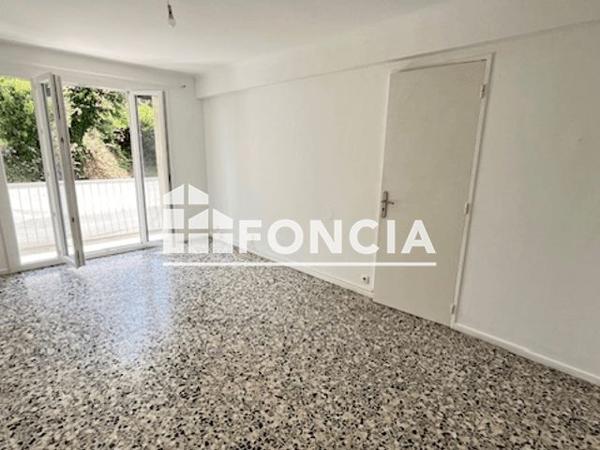 Location Appartement 4 pièces 67.87 m² - 307 MONTEE DES GRIMONDS St Laurent Du Var 06700