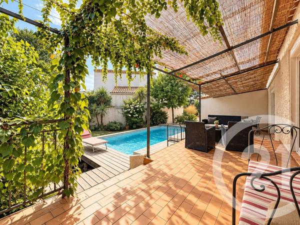 Maison à vendre  4 pièces - 123,66 m 2   AGDE  - 34