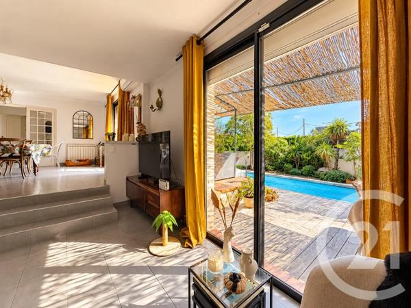 Maison à vendre  4 pièces - 123,66 m 2   AGDE  - 34
