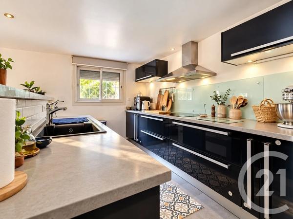 Maison à vendre  4 pièces - 123,66 m 2   AGDE  - 34