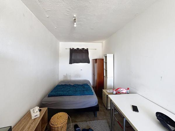 IMMEUBLE DE RAPPORT – 3 LOGEMENTS LOUÉS – CENTRE-VILLE DE SABLÉ-SUR-SARTHE