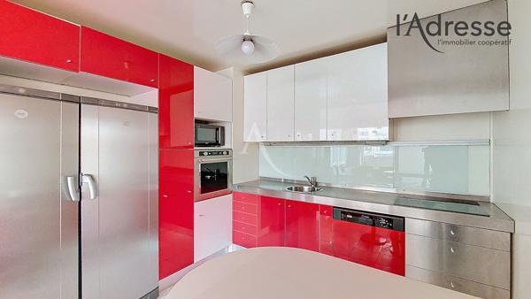 COURBEVOIE / LA DEFENSE appartement Duplex 5 pièces de 166 m² avec cave