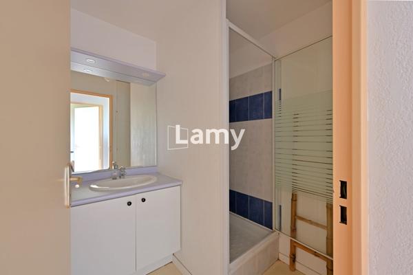 Parking + appartement