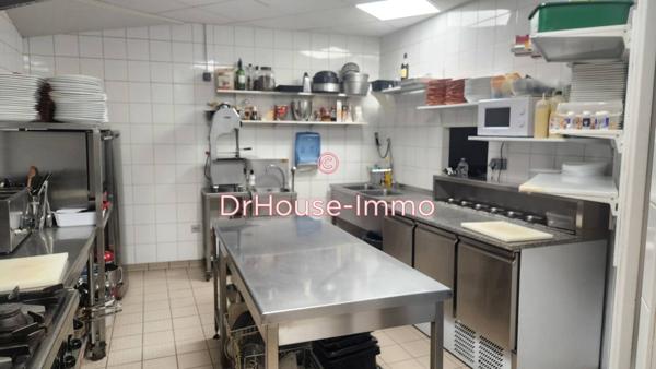 Commerce à vendre 7 pièces de 164 m²