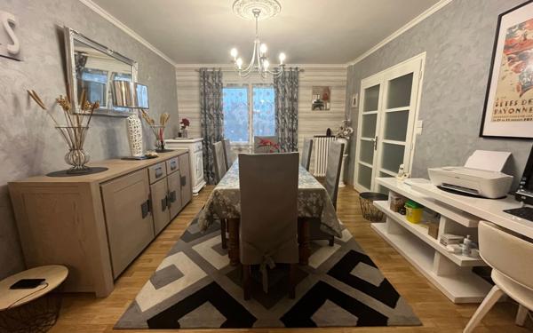 Maison à vendre    5 pièces • 98 m2 Chartres