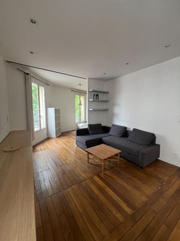 GRAND STUDIO AVEC COIN NUIT - rue Marcelin Berthelot - Meublé