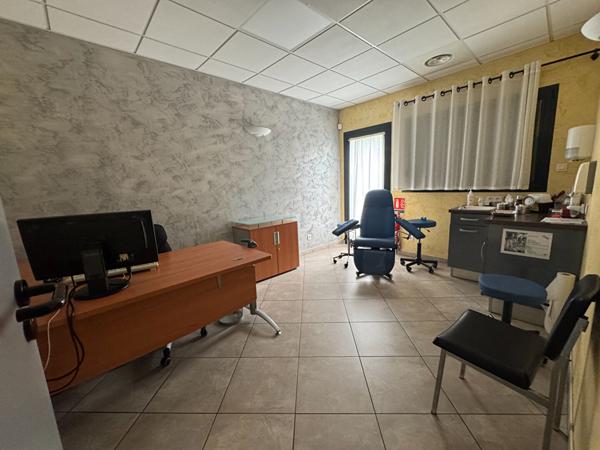 À VENDRE - LOCAL COMMERCIAL DE 315M2 PAMIERS