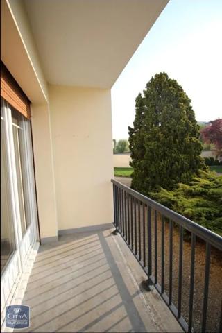 Appartement à louer 2 pièces 54.18m² Longvic (21600)