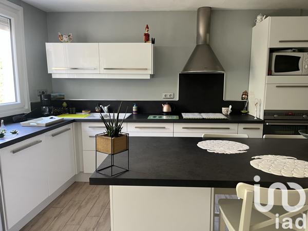 Maison à vendre 6 pièces 135 m² Veauche