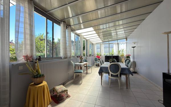 Maison à vendre    5 pièces • 131 m2 Saint-Maur-des-Fossés