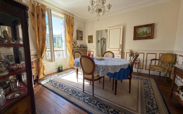 Maison à vendre    5 pièces • 131 m2 Saint-Maur-des-Fossés