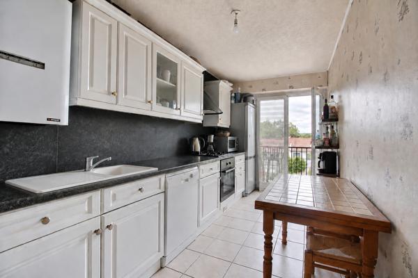 Appartement 5 pièces avec balcon à Viry-Châtillon