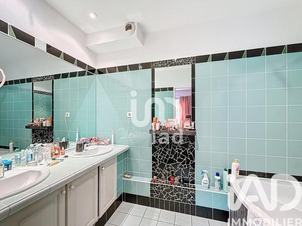 Appartement à vendre 3 pièces 112 m² Marseille 7