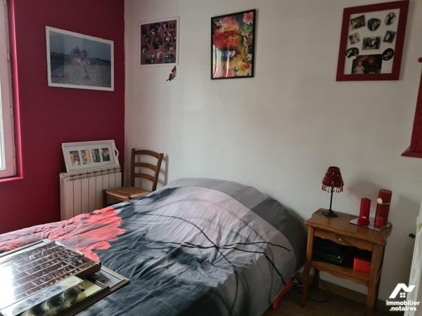 DOUDEVILLE, immeuble mixte libre, professionnel et habitation 3 chambres, accès indépendant,