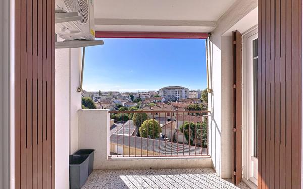 Appartement à louer    3 pièces •  Cannes