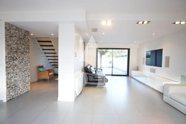 Maison 7 pièces 165.16 m2