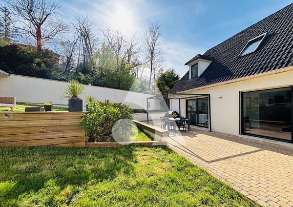Maison 7 pièces 165.16 m2