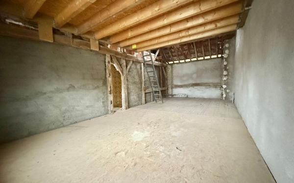 Maison à vendre    6 pièces • 176 m2 Lamarche-sur-Saône