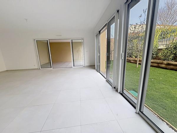 T3 RdC 78 m2 avec jardin ! Au calme