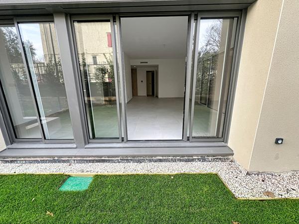 T3 RdC 78 m2 avec jardin ! Au calme