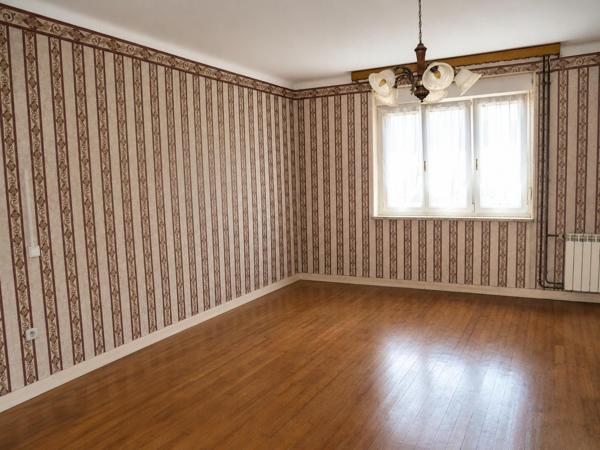 Maison 167 m2 avec corps de ferme à GUIRLANGE