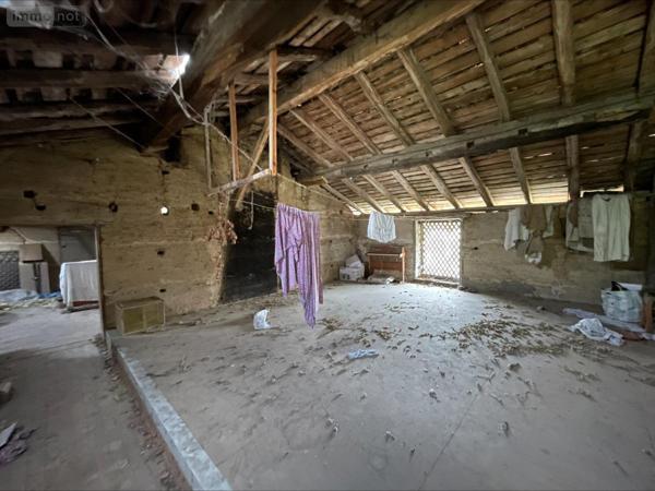 Maison à vendre à Viriat dans l'Ain (01440), ref : 01083-1956