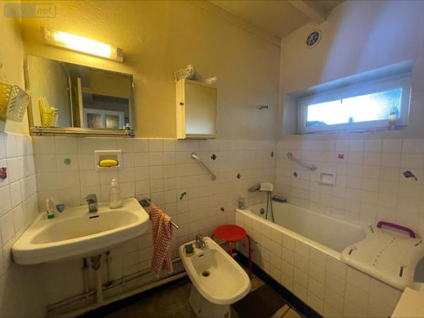 Maison à vendre à Viriat dans l'Ain (01440), ref : 01083-1956