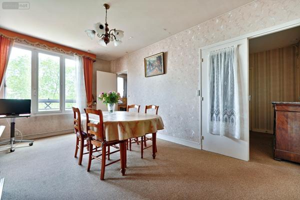 Appartement à vendre à Aubervilliers en Seine-Saint-Denis (93300), ref : AUBERVILLIERS 4P   
Mairie d'Aubervilliers