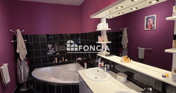 À vendre Maison 6 pièces 166 m² - Fresnay-sur-sarthe 72130